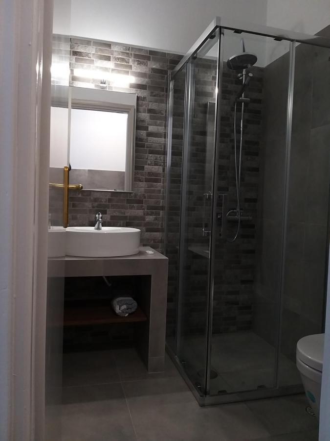 סקירוס Mavrikou Helen Apartments מראה חיצוני תמונה