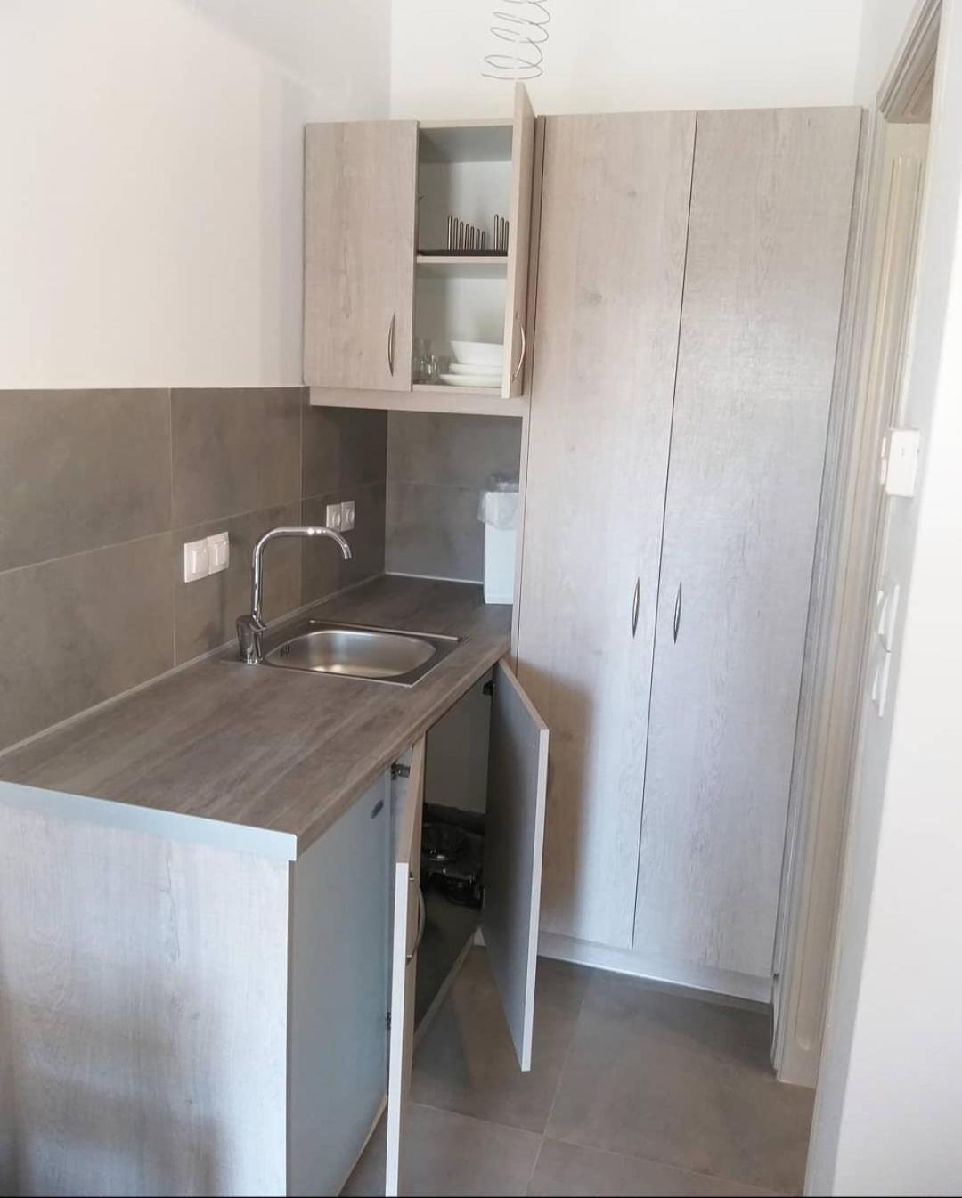 סקירוס Mavrikou Helen Apartments חדר תמונה