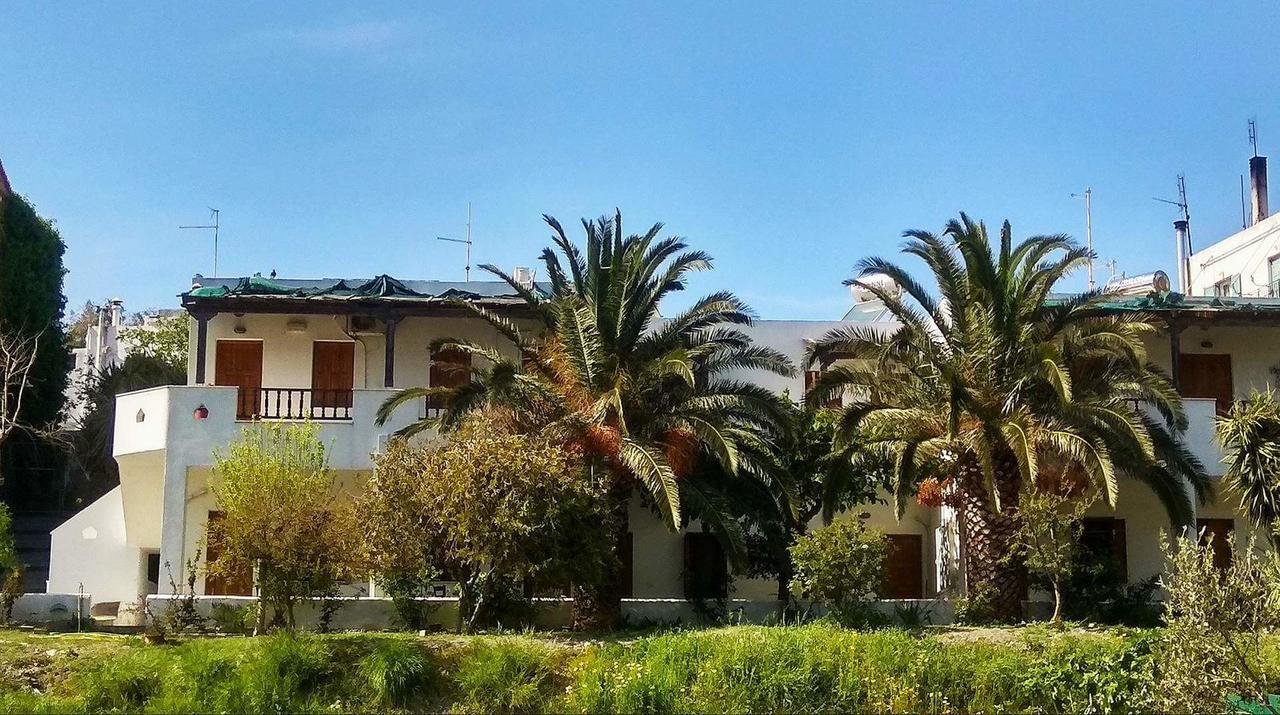 סקירוס Mavrikou Helen Apartments מראה חיצוני תמונה